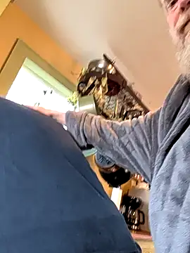 sizableunicorn7 online show from 11.30.25