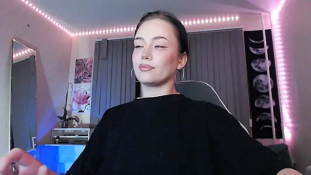 Snapshot of cutefrendlyuser chatting on 06.10.26 cutefrendlyuser online show from 06.10.26