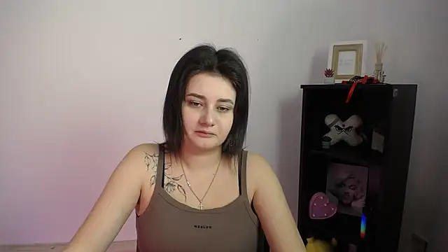 Katrin kiss  online show from 11.19.25