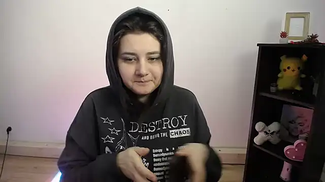 Katrin kiss  online show from 02.23.26