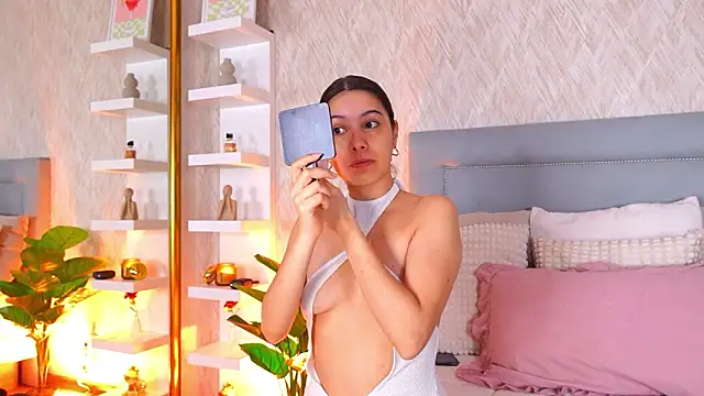 Sofy Bradd online show from 03.27.26