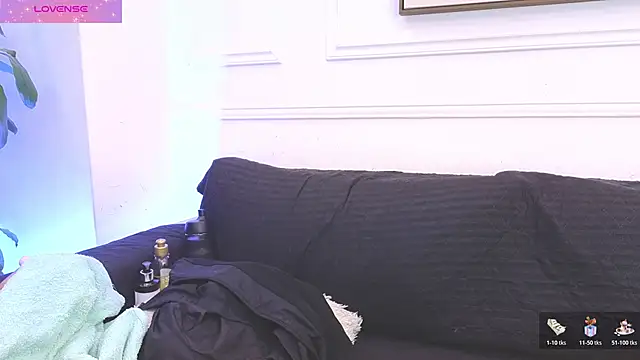 Daisy Price online show from 02.19.26