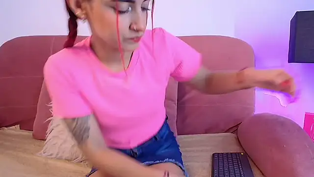 Karina2Smith online show from 11.12.25