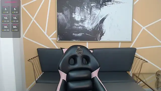 olivia russo  online show from 11.24.25