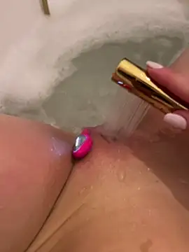 lonelyalexa online show from 01.31.26