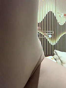 yang-2269 online show from 02.20.26