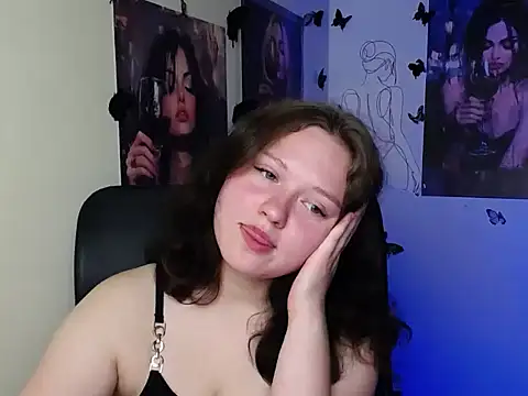 Snapshot of LadyAlice_ chatting on 06.22.26 LadyAlice online show from 06.22.26