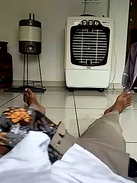 dhruve2010 online show from 09.12.25