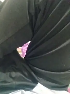 dhruve2010 online show from 11.04.25