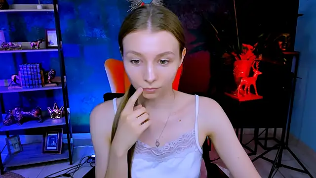 JulieDaniel online show from 07.06.26