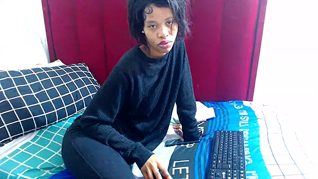 SexyChantyBabe25 online show from 09.19.25