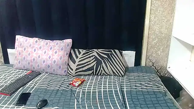 SexyChantyBabe25 online show from 07.08.26