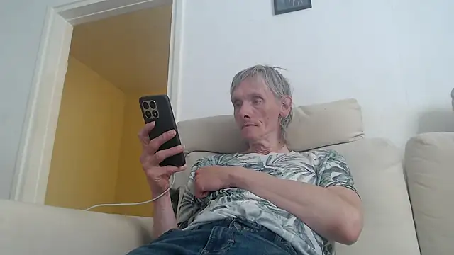 k74robert online show from 11.04.25