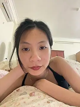 Lil-Gi online show from 11.26.25