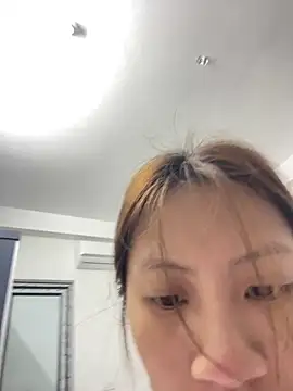 Lil-Gi online show from 04.09.26