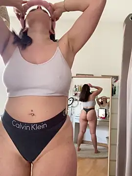 chloedlm5 online show from 02.02.26