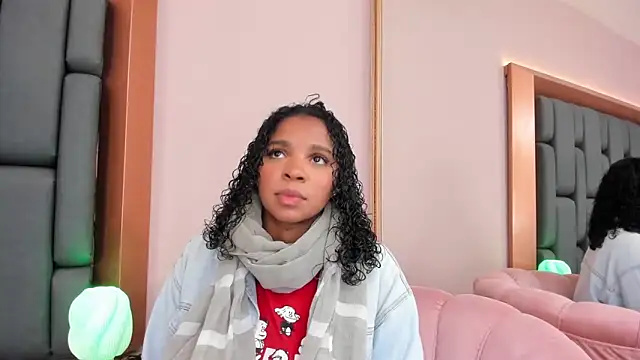 LisaMendez online show from 10.15.25