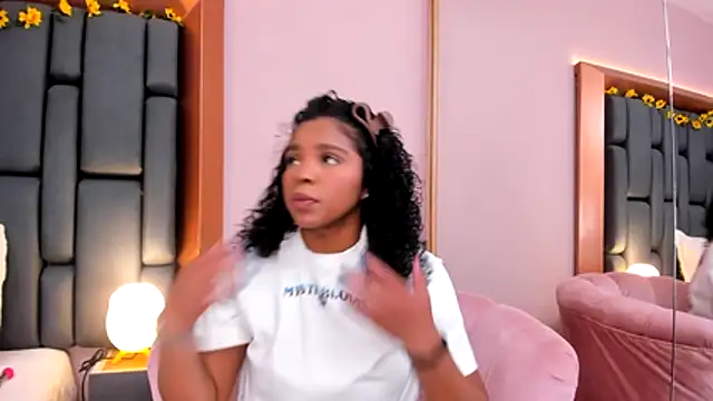 LisaMendez online show from 01.17.26