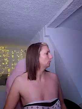 SexyJulia21 online show from 02.07.25