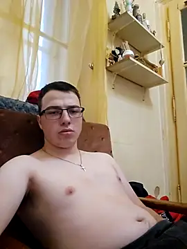 Snapshot of kristaly791 chatting on 11.02.25 kristaly791 online show from 11.02.25