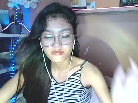 skinny gracie online show from 12.03.25