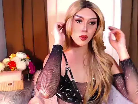 Snapshot of YourdreamgirlMargarita chatting on 10.14.25 YourdreamgirlMargarita online show from 10.14.25