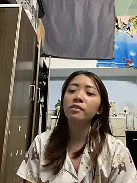 Snapshot of Minee1202 chatting on 05.12.26 Minee1202 online show from 05.12.26