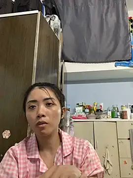 Snapshot of Minee1202 chatting on 06.16.26 Minee1202 online show from 06.16.26