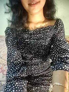 Snapshot of Snaya-baby chatting on 10.16.25 Snaya-baby online show from 10.16.25