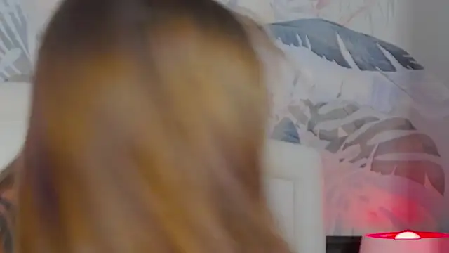 MarilynNova online show from 11.13.25