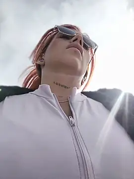 Alis xxx online show from 04.20.26