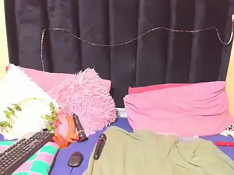 AmazingDarkDoll online show from 02.06.26