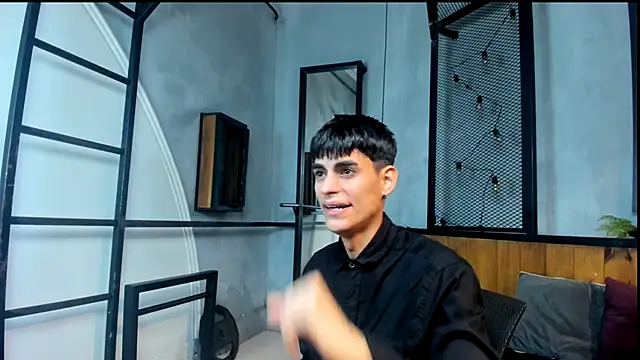 Dani mc1 online show from 11.19.25