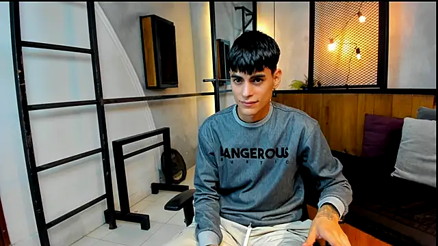 Dani mc1 online show from 11.23.25