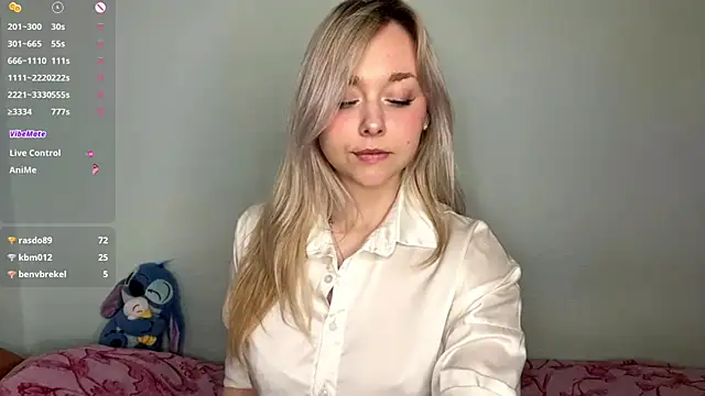 AccaCroyle online show from 04.26.26