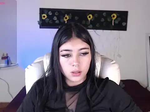 Snapshot of gabriella_live chatting on 10.03.25 gabriella live online show from 10.03.25
