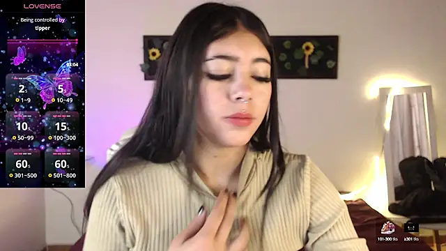 Snapshot of gabriella_live chatting on 10.09.25 gabriella live online show from 10.09.25