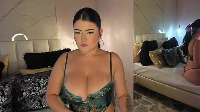 VioletaMaddox online show from 10.14.25