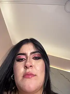 VioletaMaddox online show from 10.17.25