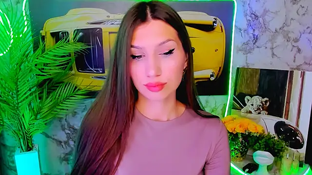 Mollyinyourmind online show from 11.15.25