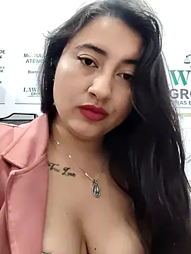 Snapshot of AMATISTA__16 chatting on 07.04.26 AMATISTA 16 online show from 07.04.26