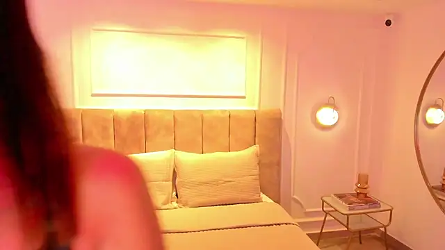 Snapshot of Zammy_Sanz chatting on 10.26.25 Zammy Sanz online show from 10.26.25