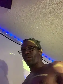 Triggerhappycj100 online show from 03.09.26