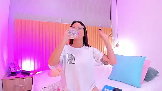 danaalamiri online show from 09.22.25