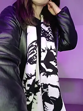 Amber-08 online show from 12.15.25