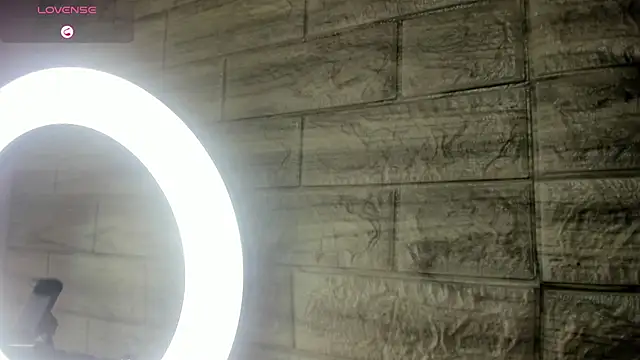 Snapshot of marian__stone chatting on 10.09.25 marian stone online show from 10.09.25