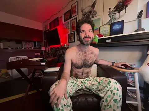 Pupscritch online show from 12.19.25