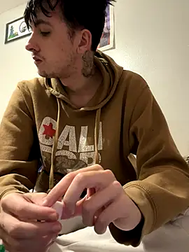 Capwildd 124 online show from 10.19.25