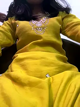 modelnishu online show from 10.26.25