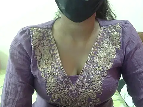 SONIYA 47 online show from 03.12.26